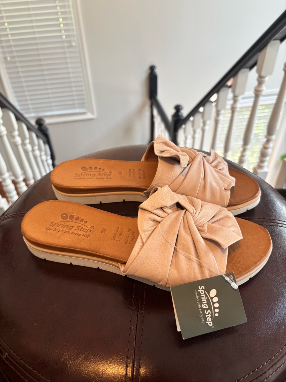 Spring Step Leather Light Pink Knot Slide Sandals - Picture 2 of 10